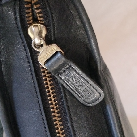 VINTAGE COACH large weekender in black leather. - Picture 8 of 10